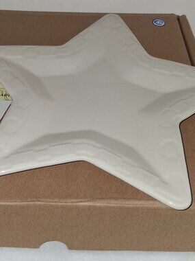 LONGABERGER Star Plate New in box Ivory 3183190